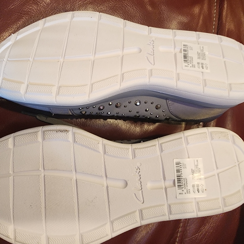 Clark's cloud sleeper size 8 - Picture 3 of 4